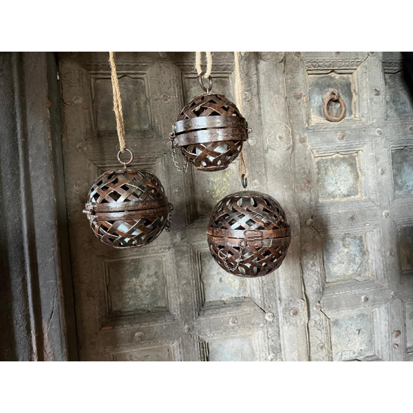 Metalen Mini kerst bollen set van 3